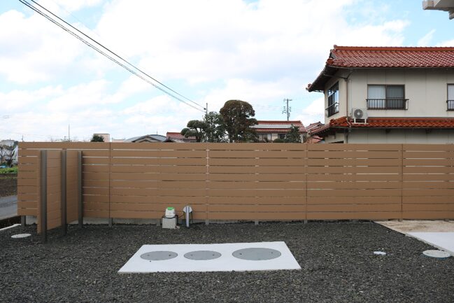 出雲市 外構リフォーム 玄関前アプローチとフェンス施工事例